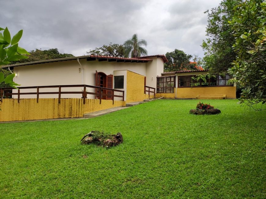 Chácara com 4 Quartos à Venda, 22775 m² por R$ 3.200.000 - Loteamento Pinheirinho - Jundiaí/SP