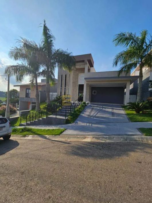 EXCELENTE CASA A VENDA - CONDOMÍNIO TERRAS DE JUNDIAI - BAIRRO CAXAMBU