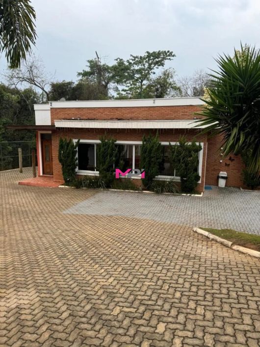 Chacara mobiliada a venda Espaço Bom Viver no Jardim Tarantela em Jundiai SP