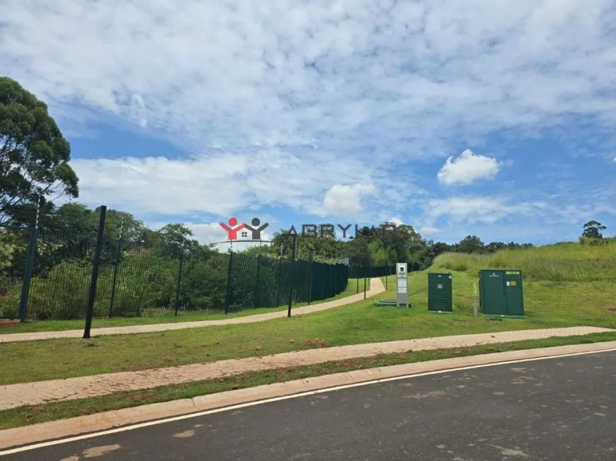 Terreno à venda em Jundiaí, Ivoturucaia, com 1002 m², Tamboré Jundiaí
