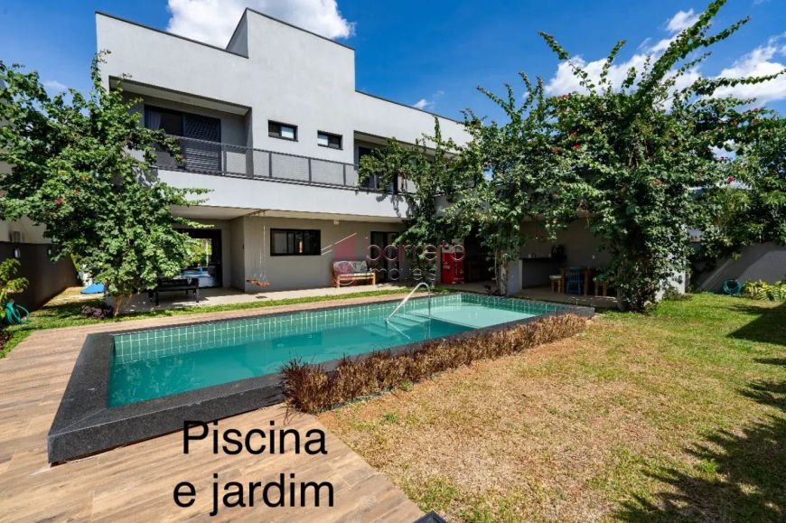 BELÍSSIMA CASA À VENDA NO CONDOMÍNIO RESERVA DA SERRA EM JUNDIAÍ/SP