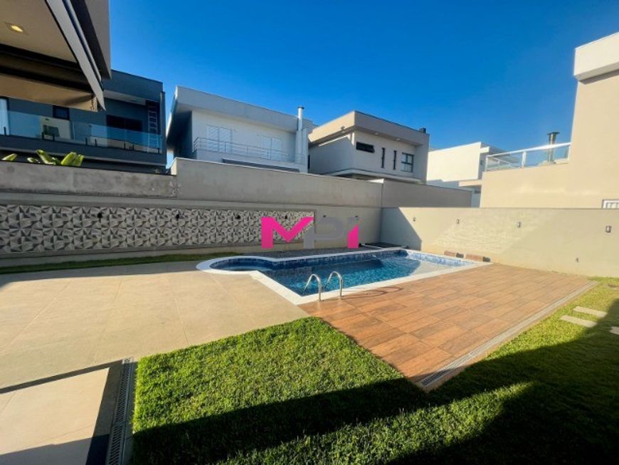 CASA COM TERRENO DE 500 M2 A VENDA NO CONDOMÍNIO RESERVA ERMIDA - ELOY CHAVES - JUNDIAÍ/SP.