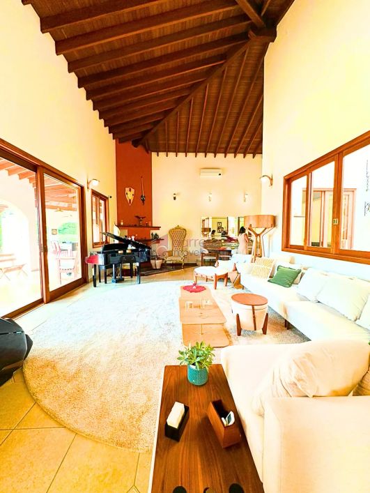 CASA ALTO PADRÃO À VENDA NO CONDOMÍNIO PARQUE DOS MANACÁS EM JUNDIAÍ/SP