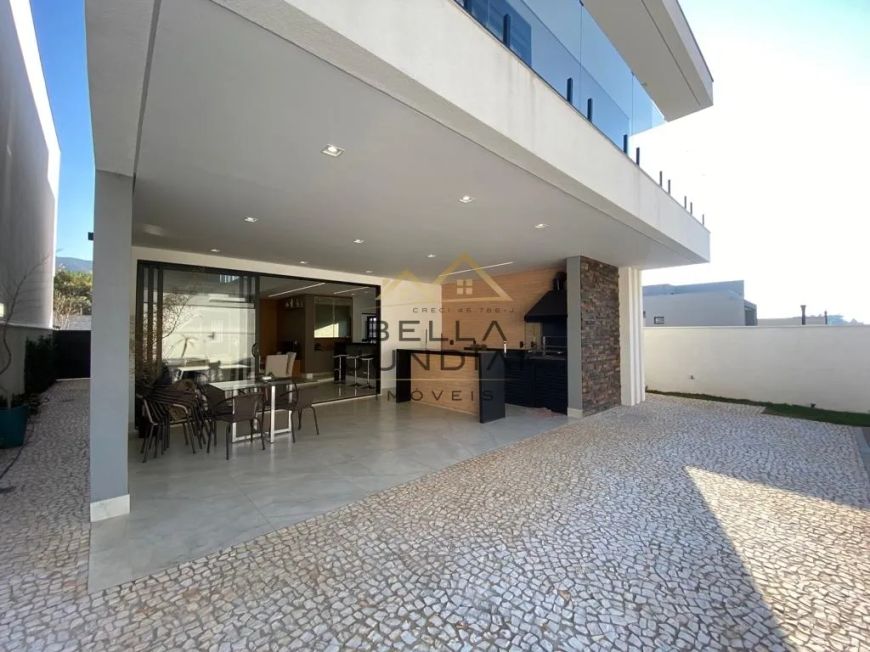 Casa Alto Padrão à Venda em Condomínio Brisas Jundiaí