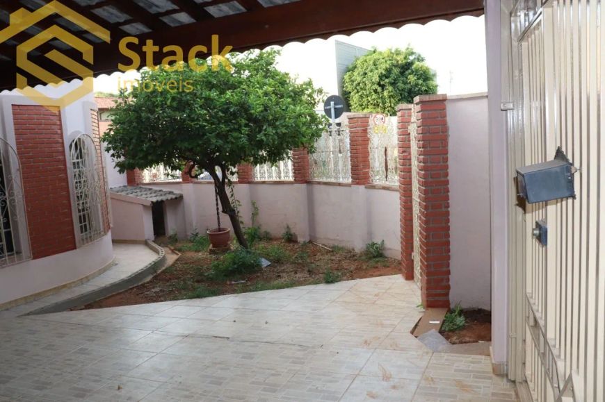CASA COMERCIAL (SOBRADO) à VENDA NO PARQUE UNIÃO - JUNDIAÍ/SP.