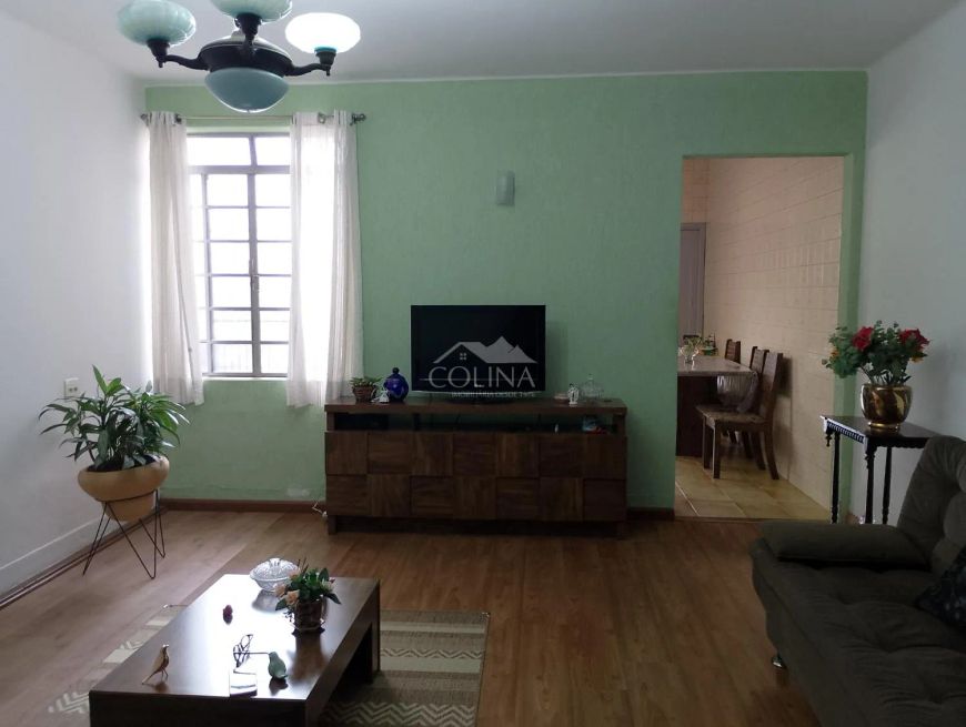 Casa a venda em rua Comercial na vila Arens em Jundiaí