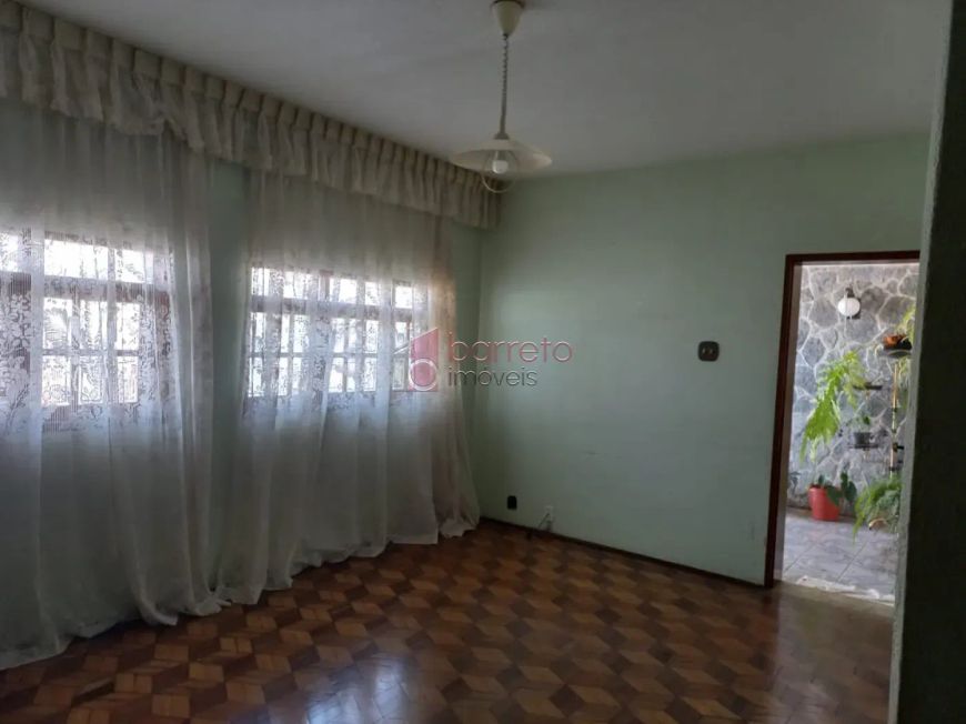 Casa com Edicula para LOCAÇÃO ou VENDA em Jundiaí SP bairro Vianelo 283m² (em frente ao Mercadão Mun