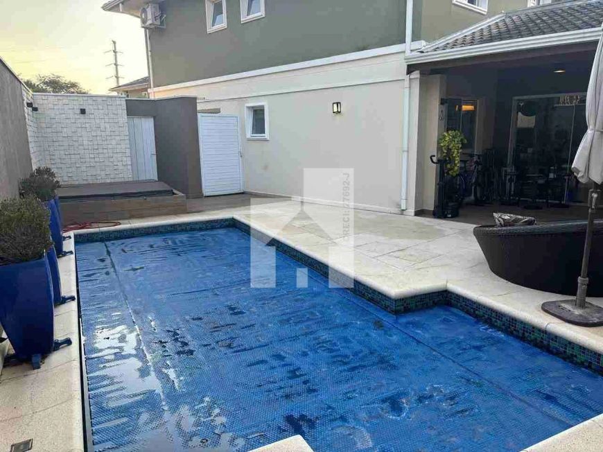 Casa com 3 súites a venda, 240m², 5 vagas - Condomínio Nature Village II - Jardim Ermida I, Jundiaí