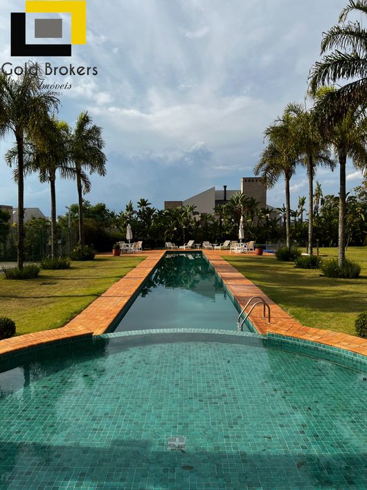 CASA COM 270 M² DE ÁREA CONSTRUÍDA COM 4 SUÍTES NO CONDOMÍNIO VEDUTA ROSSA, EM FRENTE AO PARQUE DA C