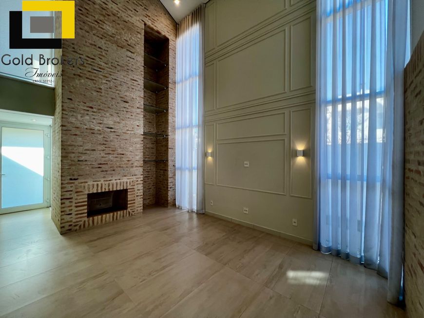 CASA COM 270 M² DE ÁREA CONSTRUÍDA COM 4 SUÍTES NO CONDOMÍNIO VEDUTA ROSSA, EM FRENTE AO PARQUE DA C