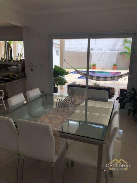 Sobrado com 3 dormitórios à venda, 360 m² por R$ 2.700.000,00 - Portal do Paraíso II - Jundiaí/SP
