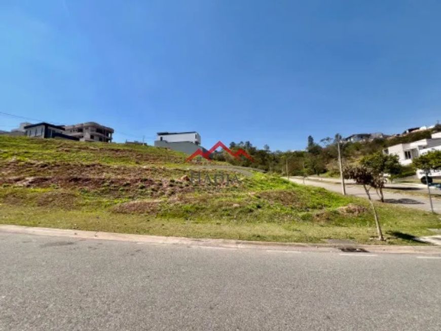 Terreno a venda em Jundiaí no condomínio fechado Bosque Do Horto.