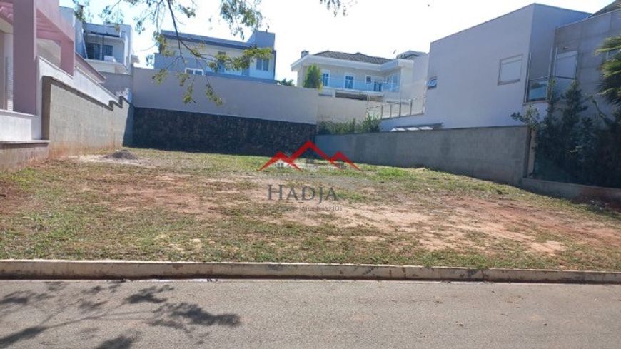 Terreno a venda em condomínio fechado Portal da Primavera - Engordadouro em Jundiaí.