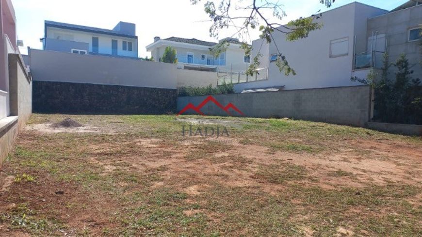 Terreno a venda em condomínio fechado Portal da Primavera - Engordadouro em Jundiaí.