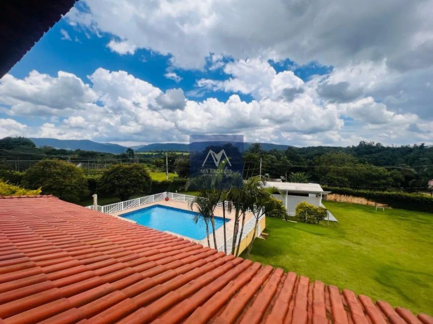 Linda chácara no Medeiros para Venda em Jundiai/SP