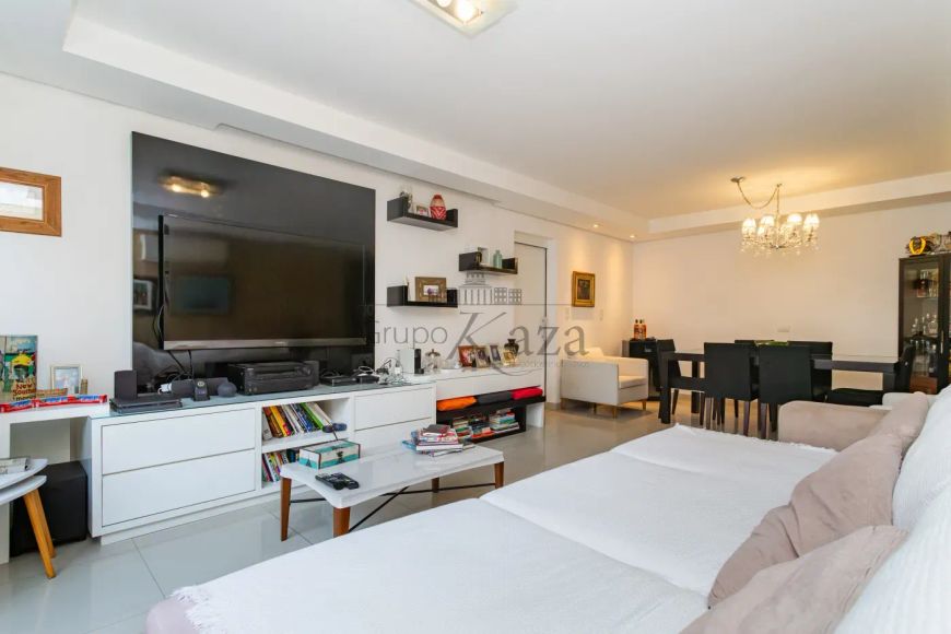 Apartamento - Jardim América - 3 Dormitórios - 124,68m².