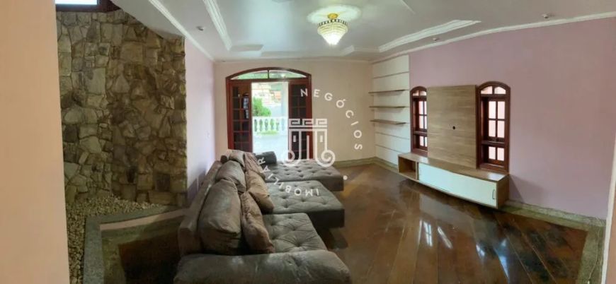 SOBRADO NO BAIRRO JARDIM SANTA ADELAIDE EM JUNDIAI/SP