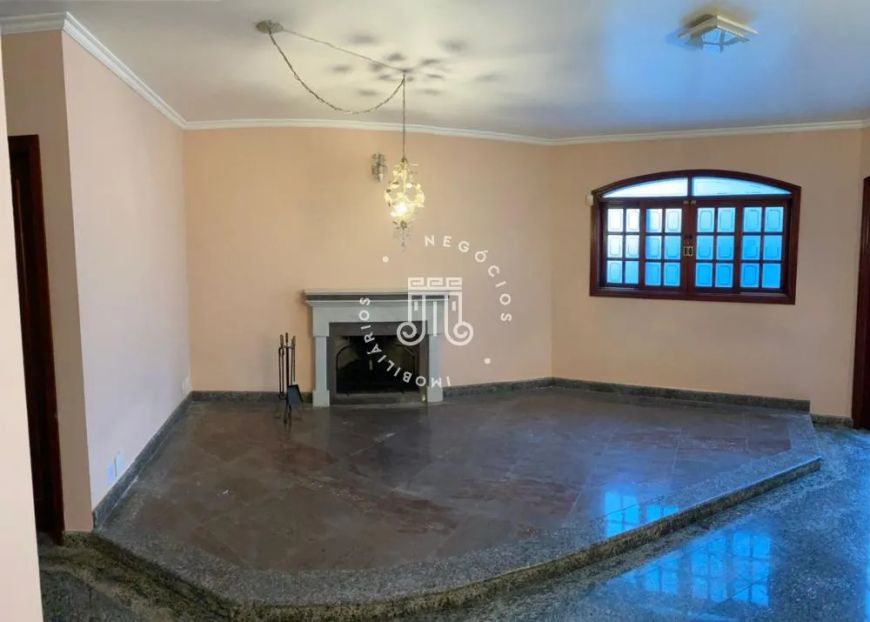 SOBRADO NO BAIRRO JARDIM SANTA ADELAIDE EM JUNDIAI/SP