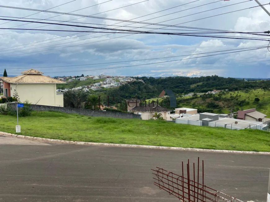 TERRENO DE ESQUINA À VENDA NO CONDOMÍNIO PORTAL DA COLINA - JUNDIAÍ/SP REF.22325
