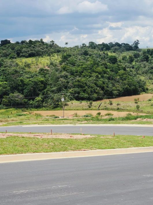 Área Nobre | LOTES a partir de 150m² em JUNDIAÍ com Lazer completo | Facilitado | Consulte