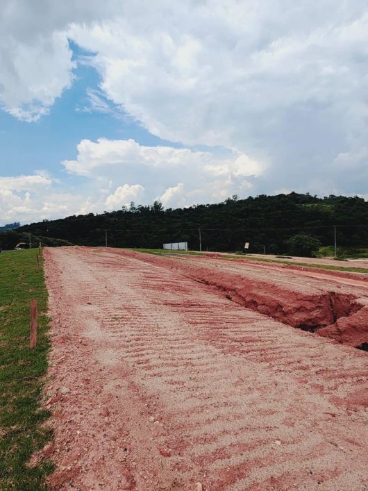 Área Nobre | LOTES a partir de 150m² em JUNDIAÍ com Lazer completo | Facilitado | Consulte
