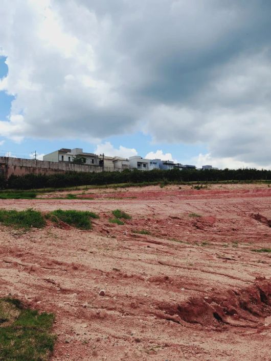 Área Nobre | LOTES a partir de 150m² em JUNDIAÍ com Lazer completo | Facilitado | Consulte