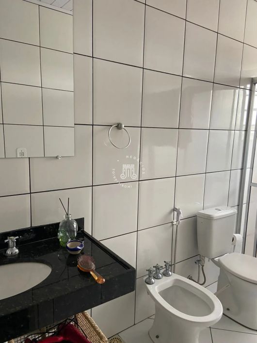 CASA PARA VENDA COM 02 DORMITÓRIOS E 01 SÚITE MASTER - JARDIM SANTANA - JUNDIAÍ/SP