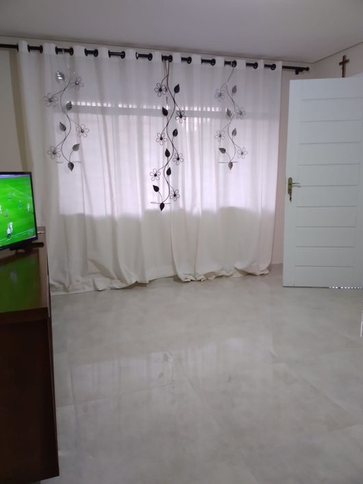 CASA A VENDA EM JUNDIAÍ - JARDIM BIZARRO - SOBRADO