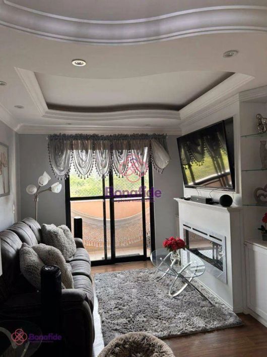 Apartamento com 3 dormitórios à venda, 100 m² por R$ 690.000,00 - Parque Residencial Eloy Chaves - J