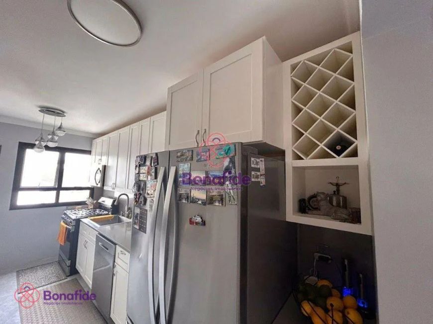 Apartamento com 3 dormitórios à venda, 100 m² por R$ 690.000,00 - Parque Residencial Eloy Chaves - J