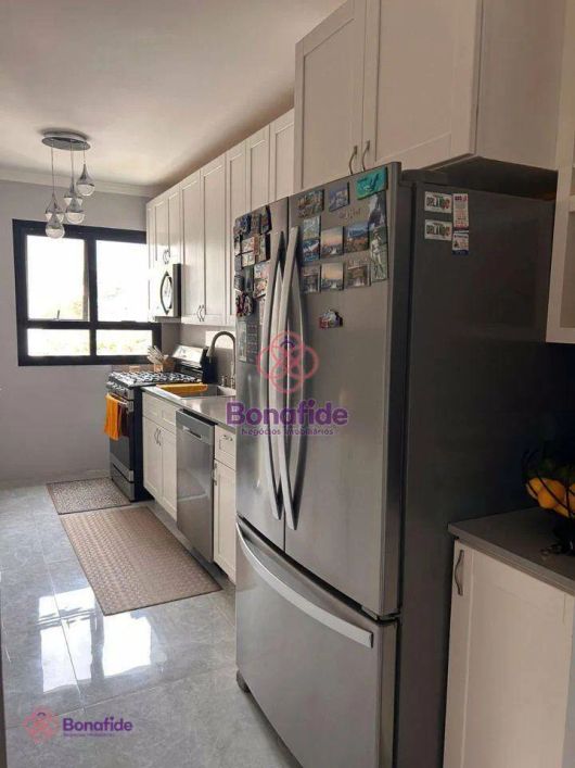 Apartamento com 3 dormitórios à venda, 100 m² por R$ 690.000,00 - Parque Residencial Eloy Chaves - J