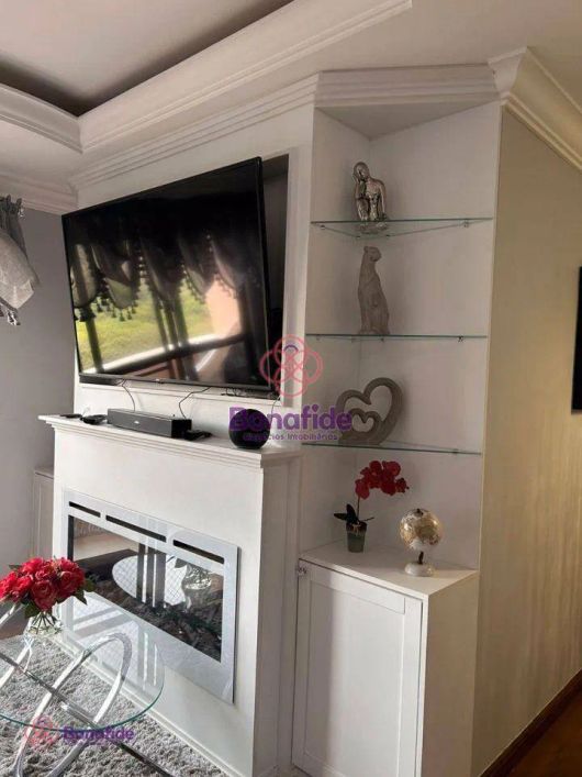 Apartamento com 3 dormitórios à venda, 100 m² por R$ 690.000,00 - Parque Residencial Eloy Chaves - J