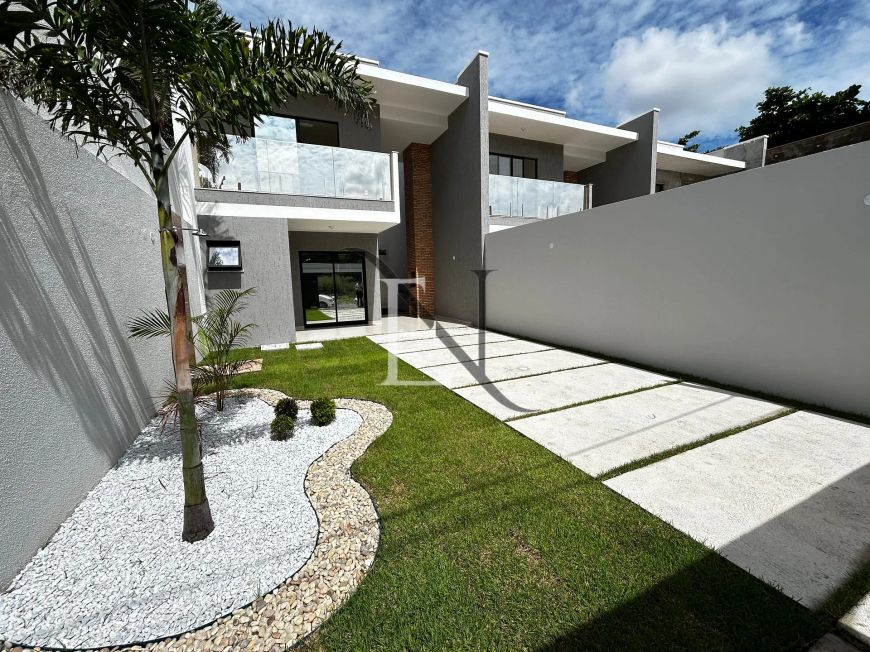 Casa Duplex, casa no Édson Queiroz, casa com 03 quartos, 03 Vagas de Garagem, Fachada Moderna, Espa