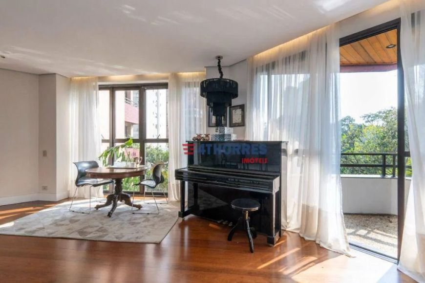 Apartamento com 3 dormitórios à venda, 180 m² por R$ 1.390.000,00 - Jardim Fonte do Morumbi - São Pa