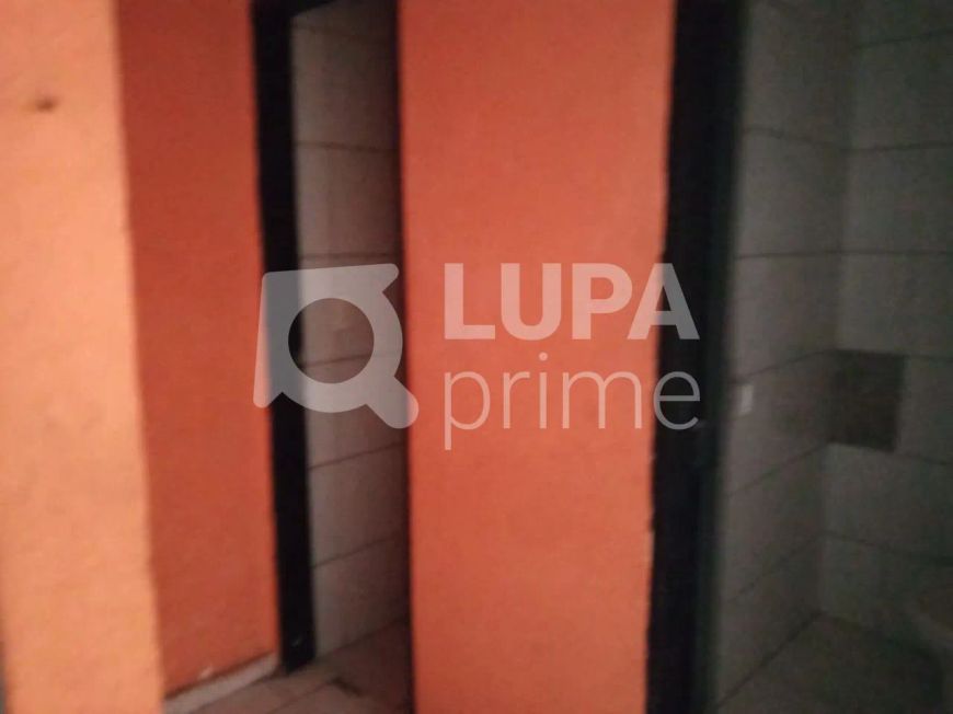 Galpão Comercial a venda em Santana