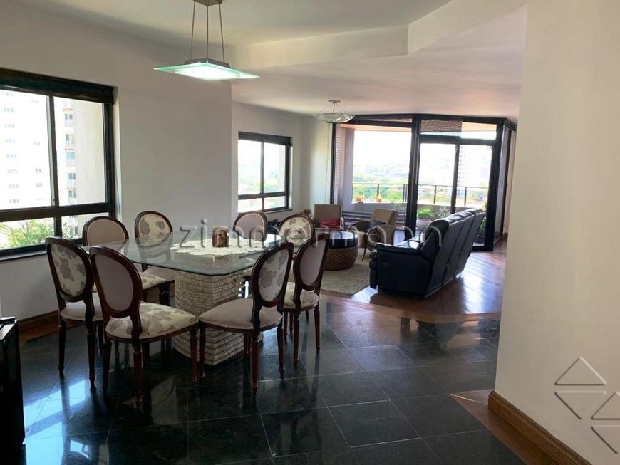 Apartamento com 4 Suítes em Alto de Pinheiros!
