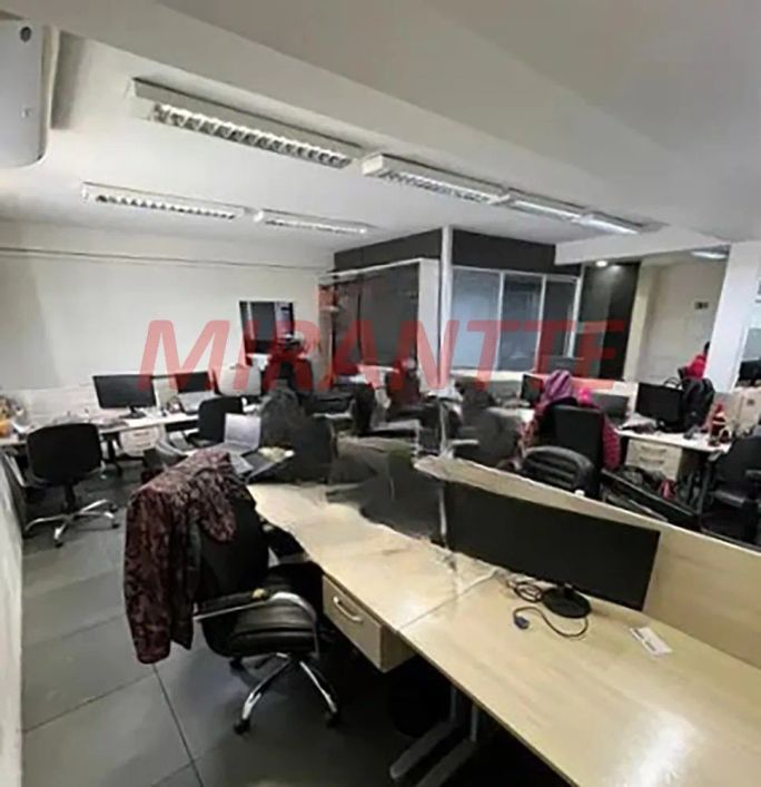 Comercial de 1133.8m² em Santana