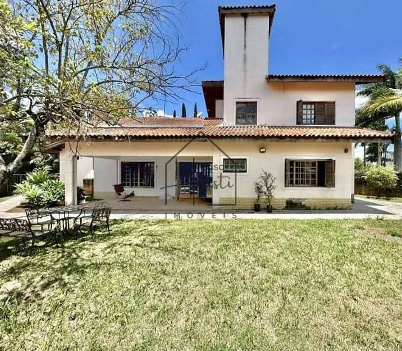 Casa 80% térrea à Venda, em condomínio Vila Velha, na Granja Viana - Sp
