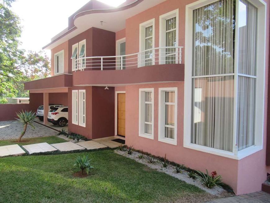 Casa a venda na Granja Viana Cond Jardim Colonial