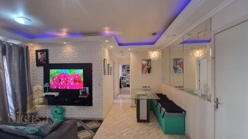 Apartamento à venda em Carapicuíba com 2 quartos e 1 vaga