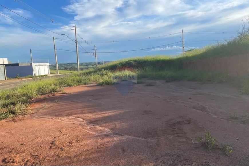 Terreno em Vale do Sol, 320m² de Oportunidade!
