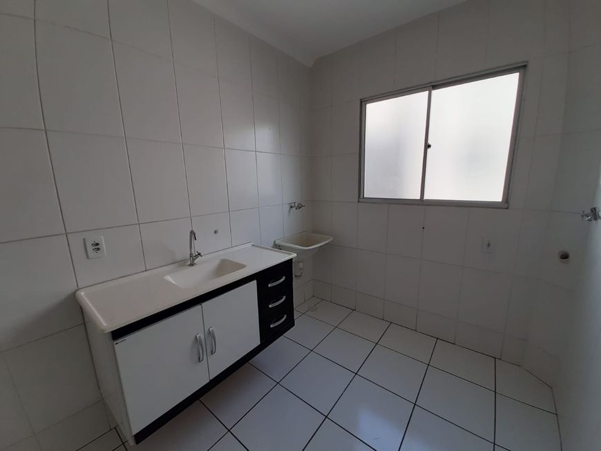 Apartamento à venda no Edifício Piazza República, no bairro Dois Córregos em Piracicaba