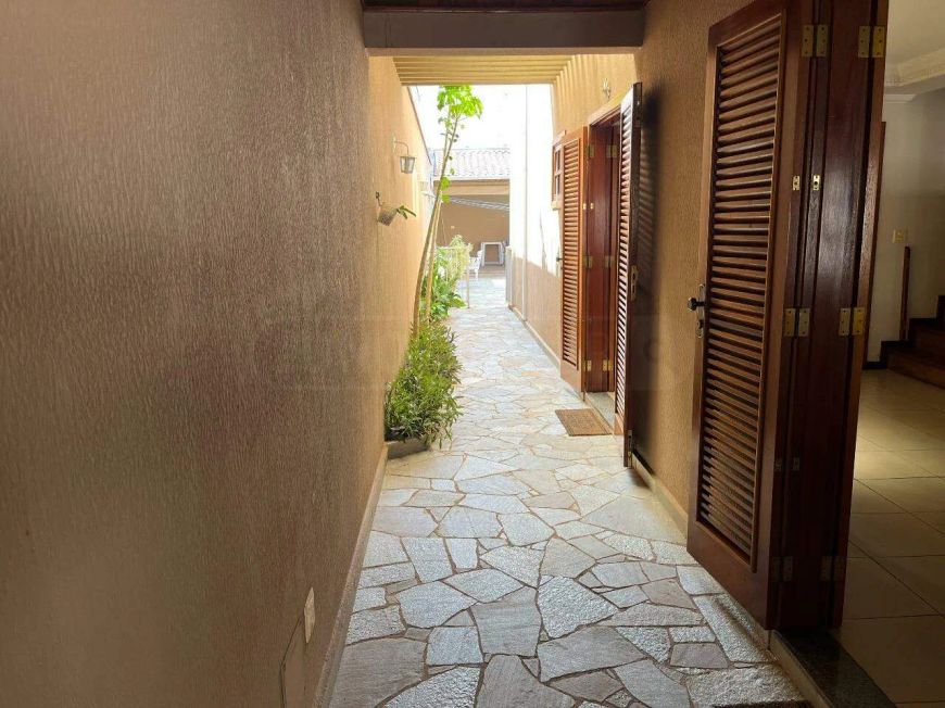 Casa à venda, 3 quartos, 1 suíte, 6 vagas, Vila Monteiro - Piracicaba/SP