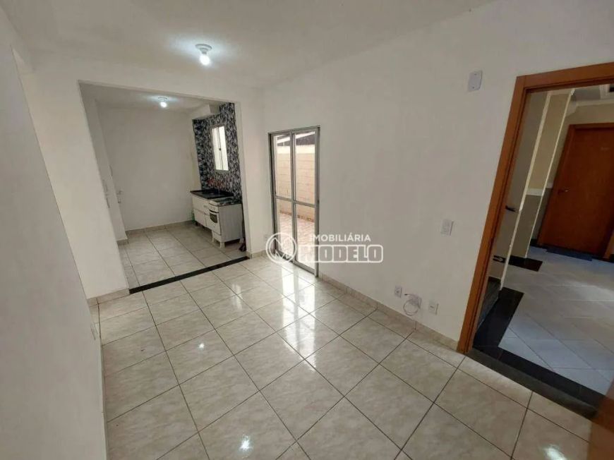 Apartamento com 2 dormitórios à venda, 55 m² por R$ 180.000,00 - Pompéia - Piracicaba/SP
