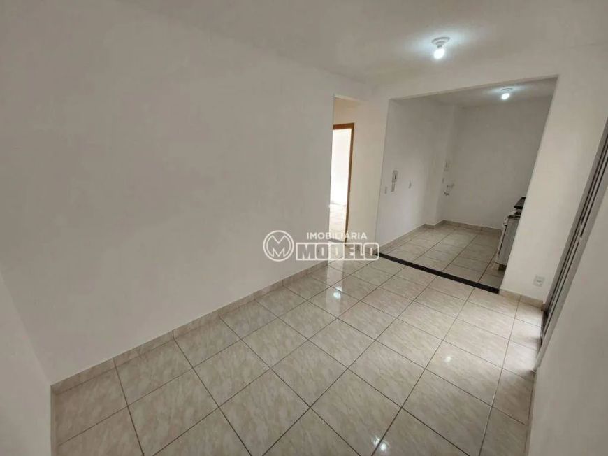 Apartamento com 2 dormitórios à venda, 55 m² por R$ 180.000,00 - Pompéia - Piracicaba/SP