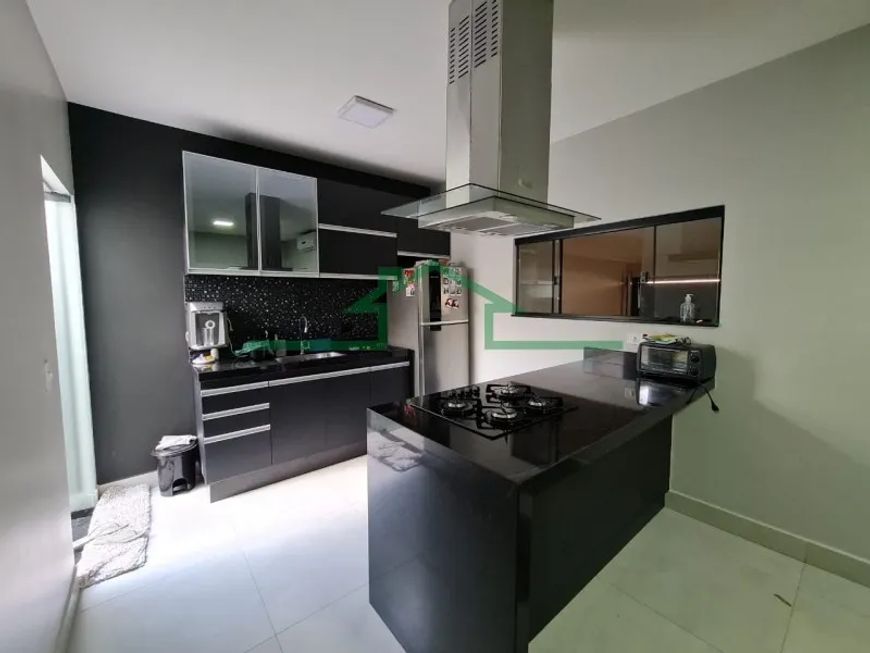 Casas - JARDIM FLAMBOYANT