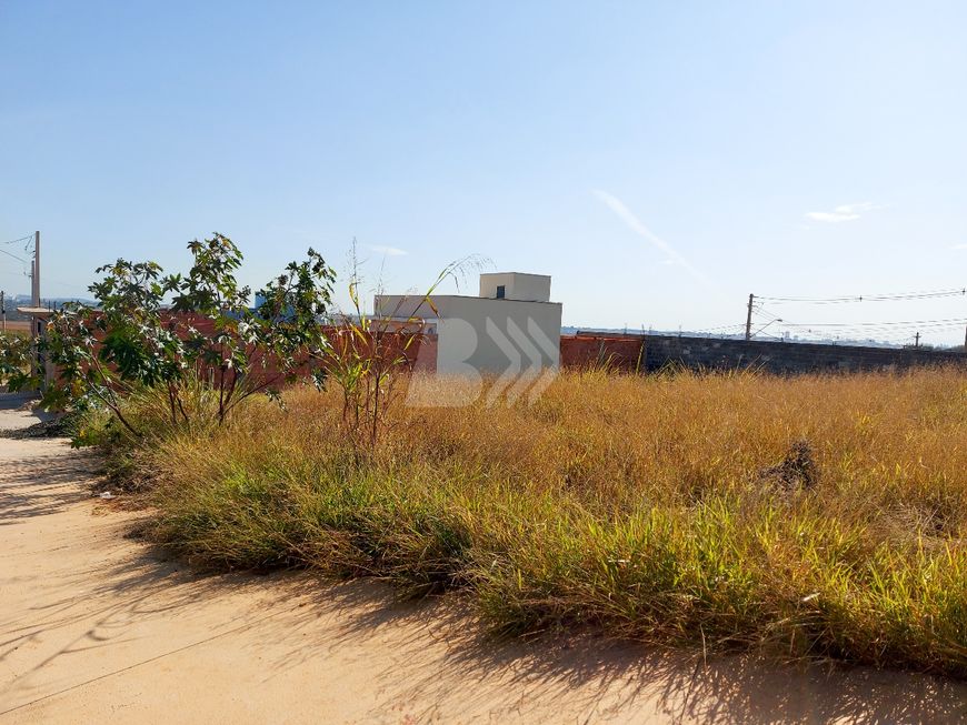 Terreno à venda no bairro Parque Taquaral em Piracicaba