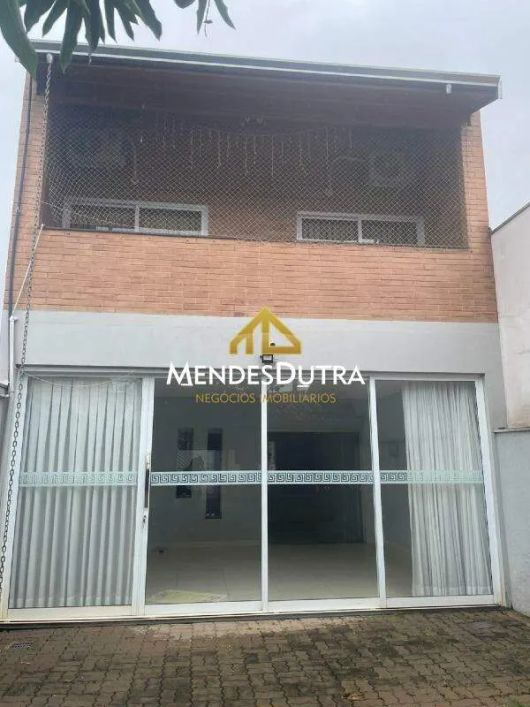 Casa à venda com 3 quartos no bairro Pompéia, Piracicaba-SP