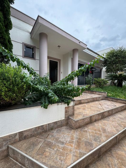 Casa à venda no bairro Santa Cecília