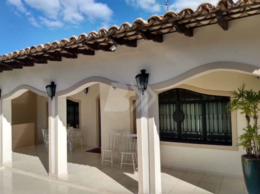Casa residencial à venda no bairro Castelinho em Piracicaba